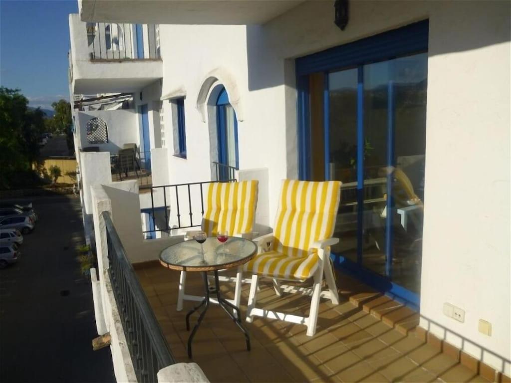 28 Mikonos Playa In Puerto De La Duquesa 2 Bed 2 Bath Apartment Ideally Located To The Beach & Marina Castillo de Sabinillas Екстер'єр фото