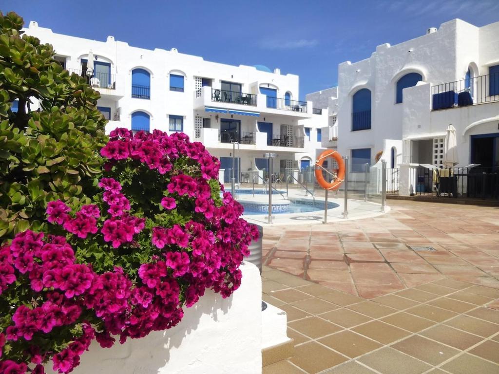 28 Mikonos Playa In Puerto De La Duquesa 2 Bed 2 Bath Apartment Ideally Located To The Beach & Marina Castillo de Sabinillas Екстер'єр фото