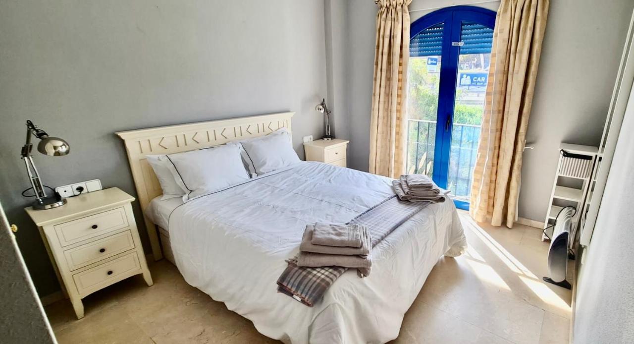 28 Mikonos Playa In Puerto De La Duquesa 2 Bed 2 Bath Apartment Ideally Located To The Beach & Marina Castillo de Sabinillas Екстер'єр фото